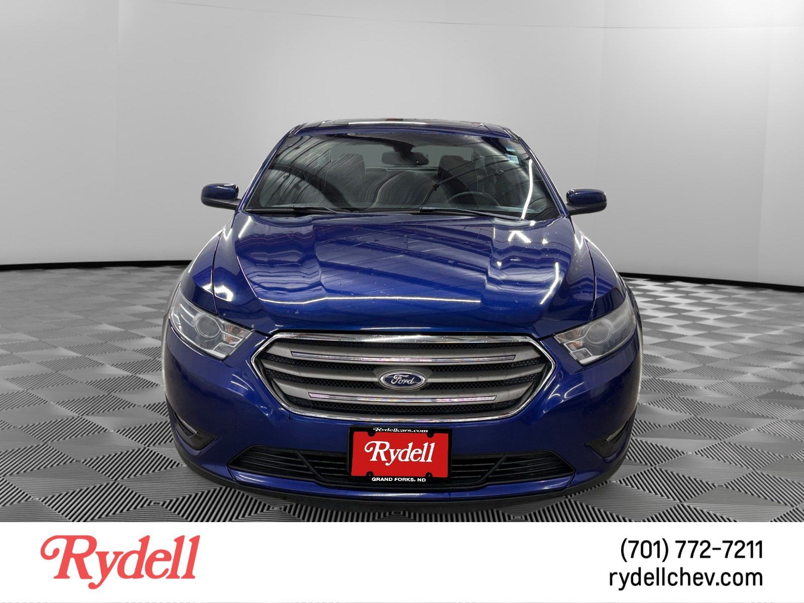 2015 Ford Taurus SEL