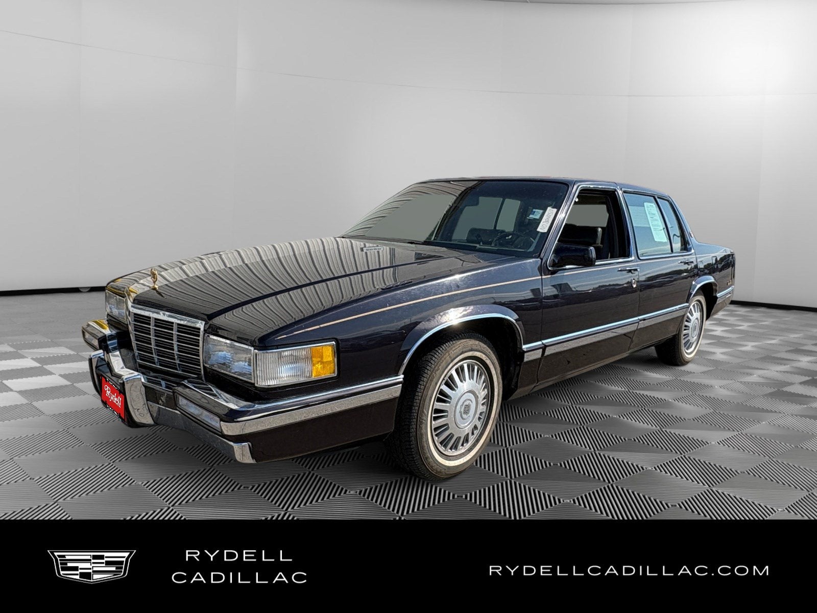 1992 Cadillac DeVille Standard