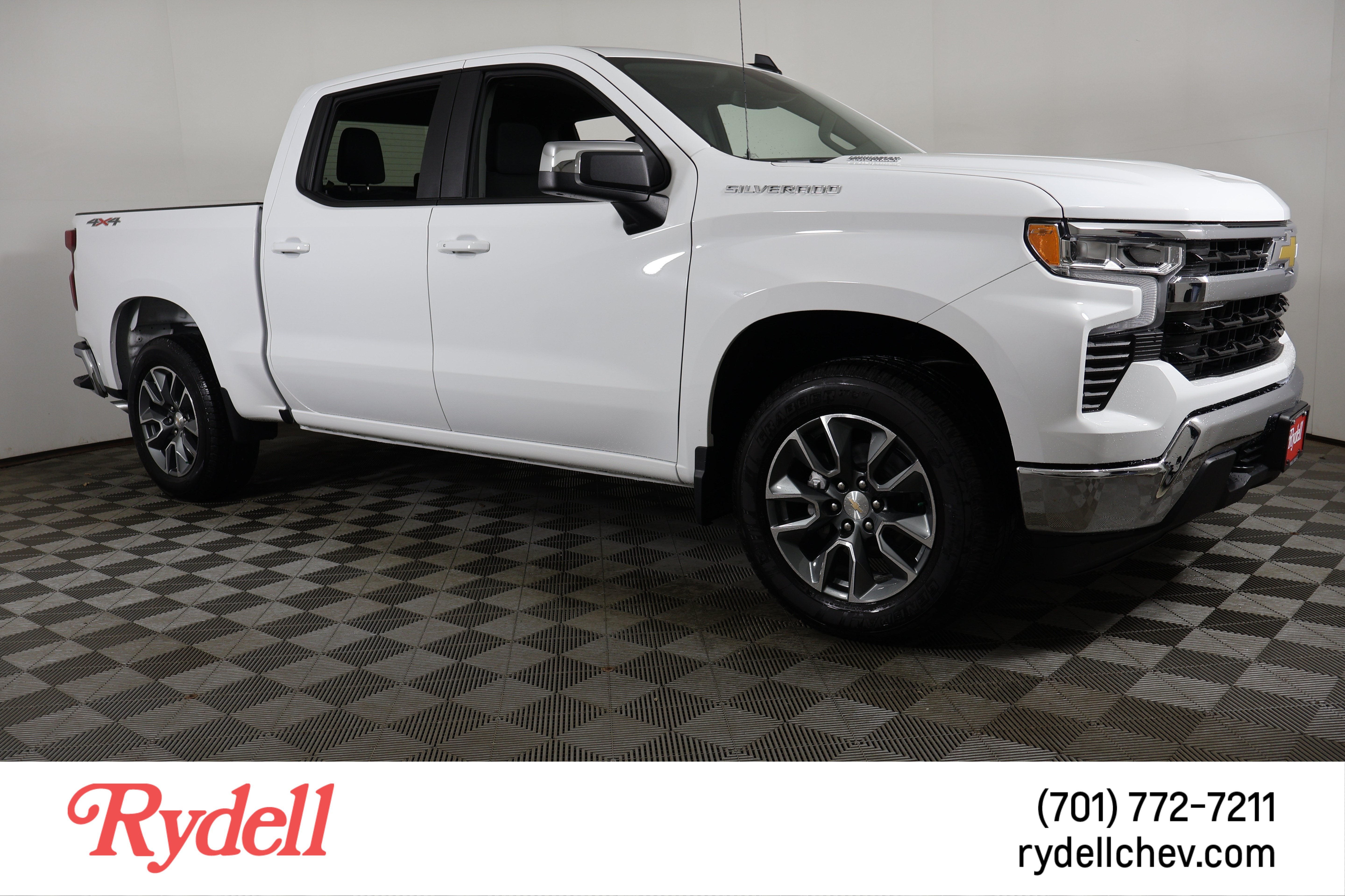 2025 Chevrolet Silverado 1500 LT (2FL)
