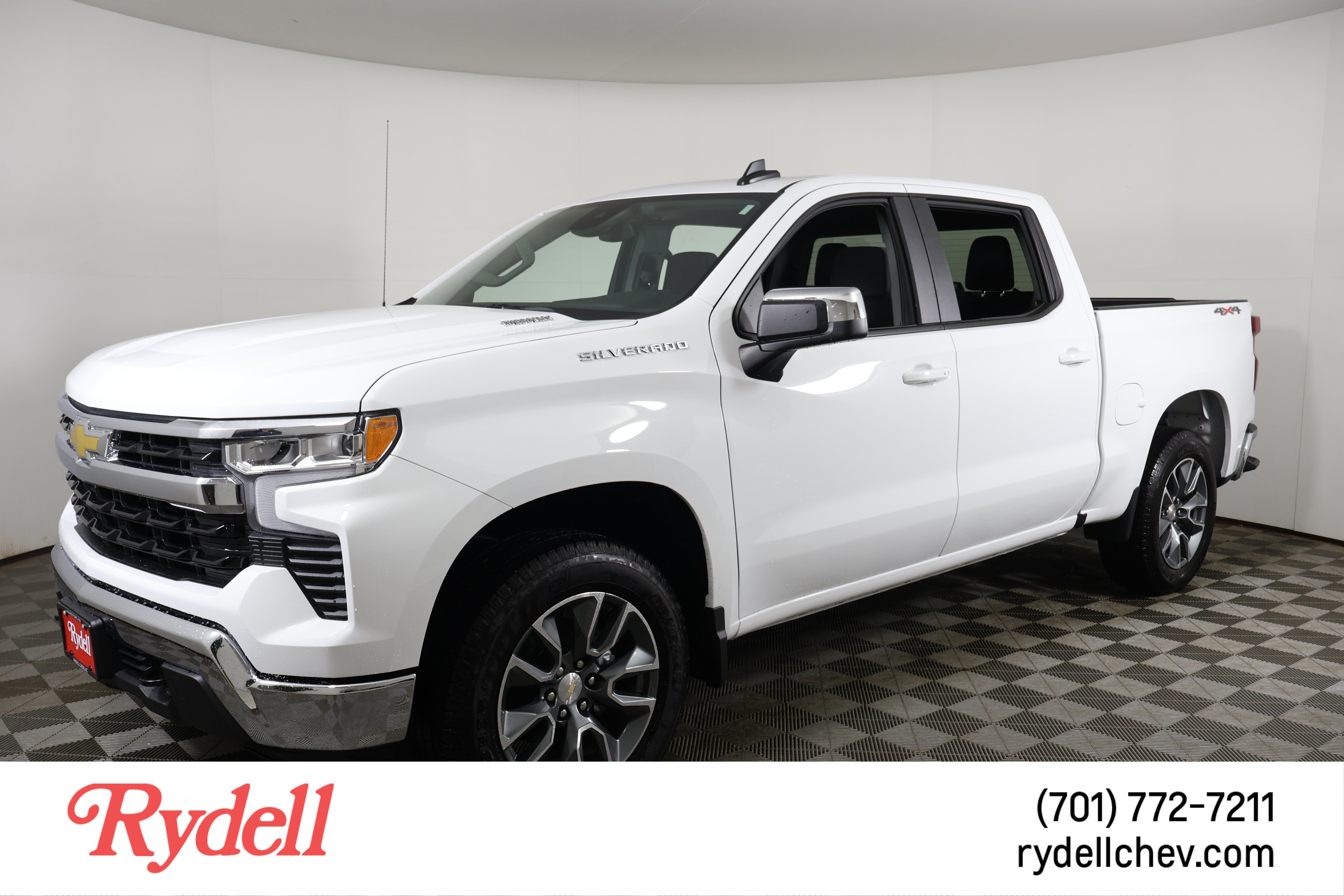 2025 Chevrolet Silverado 1500 LT (2FL)
