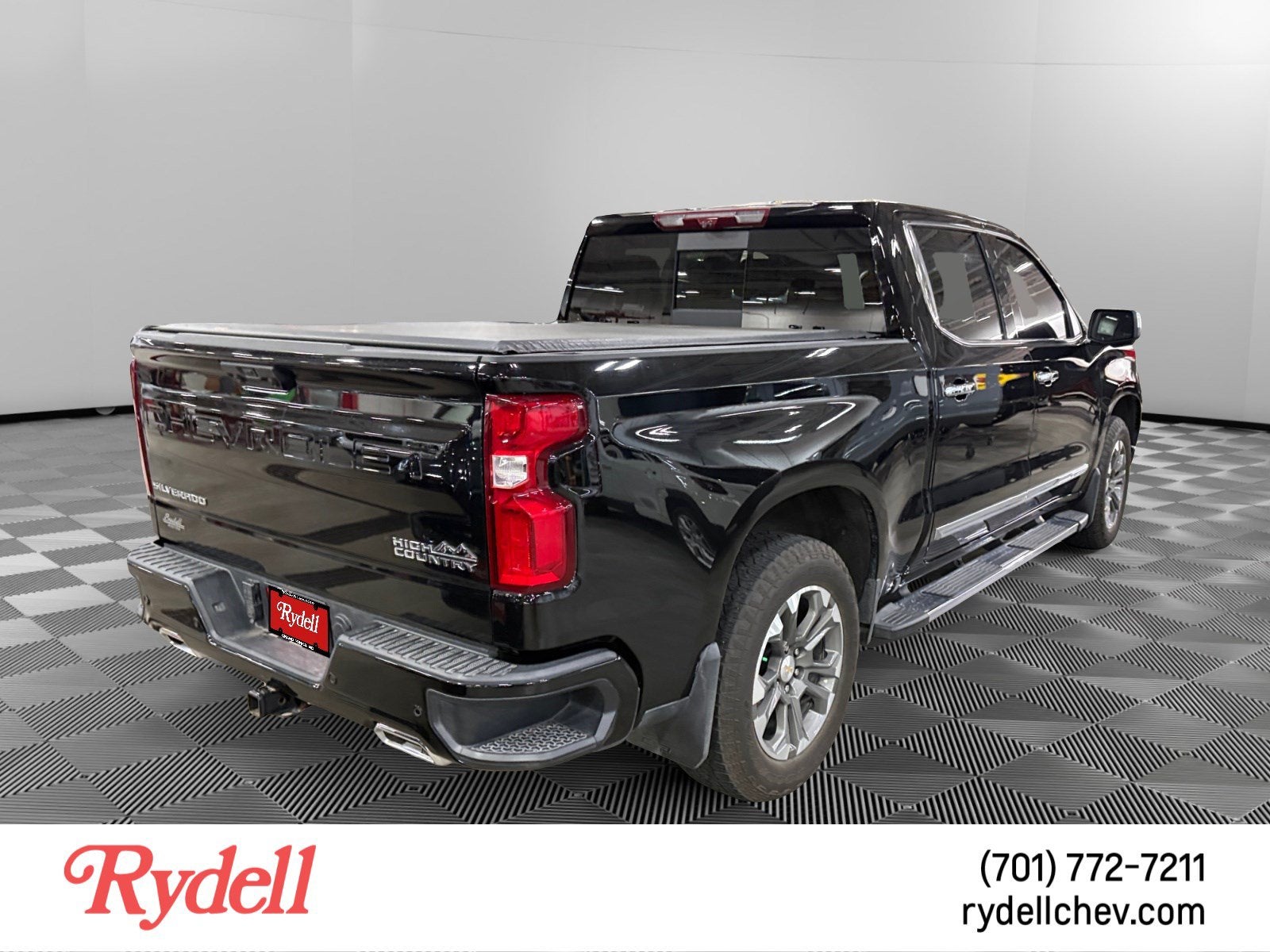 2023 Chevrolet Silverado 1500 High Country