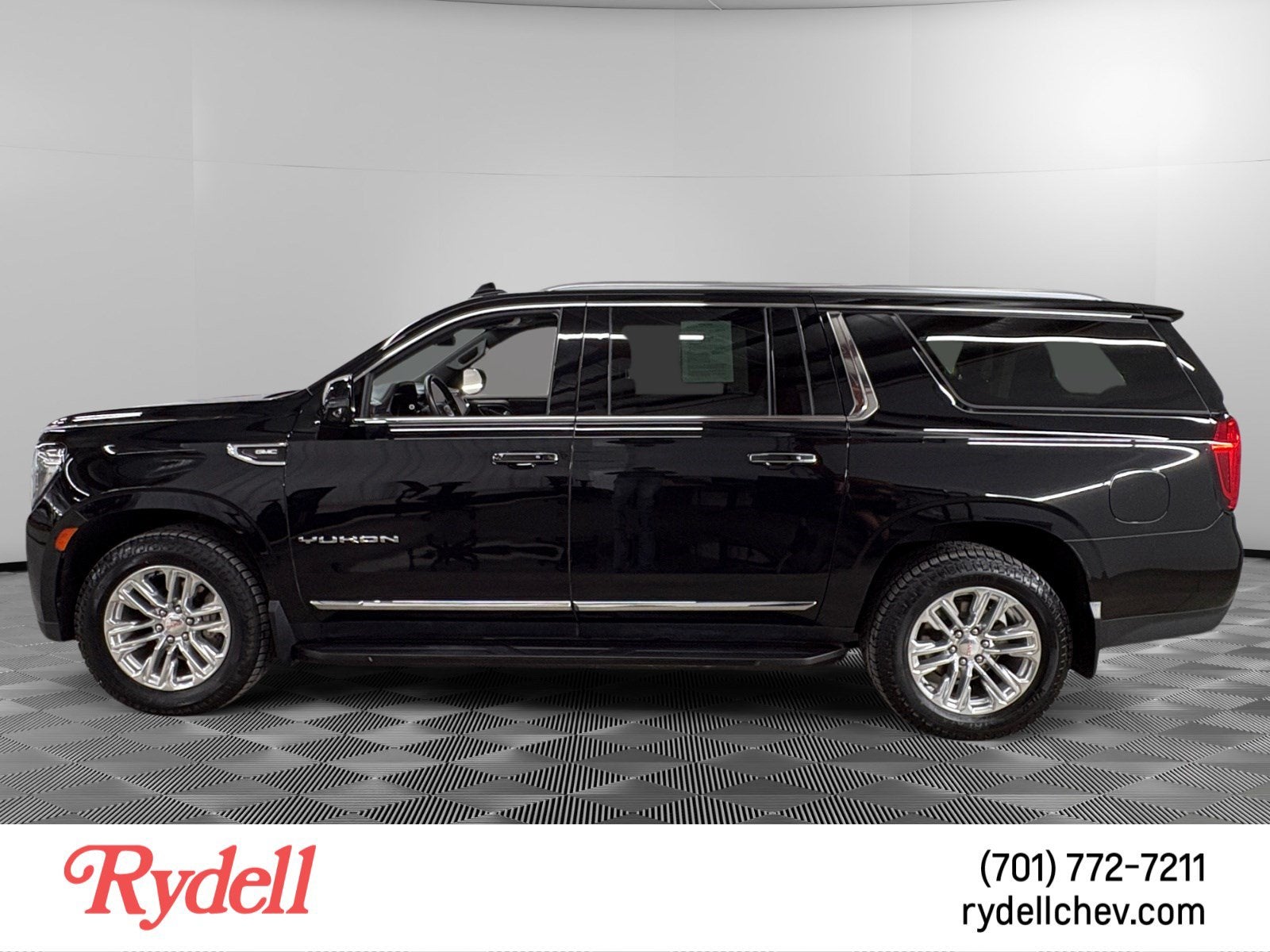 2023 GMC Yukon XL SLT