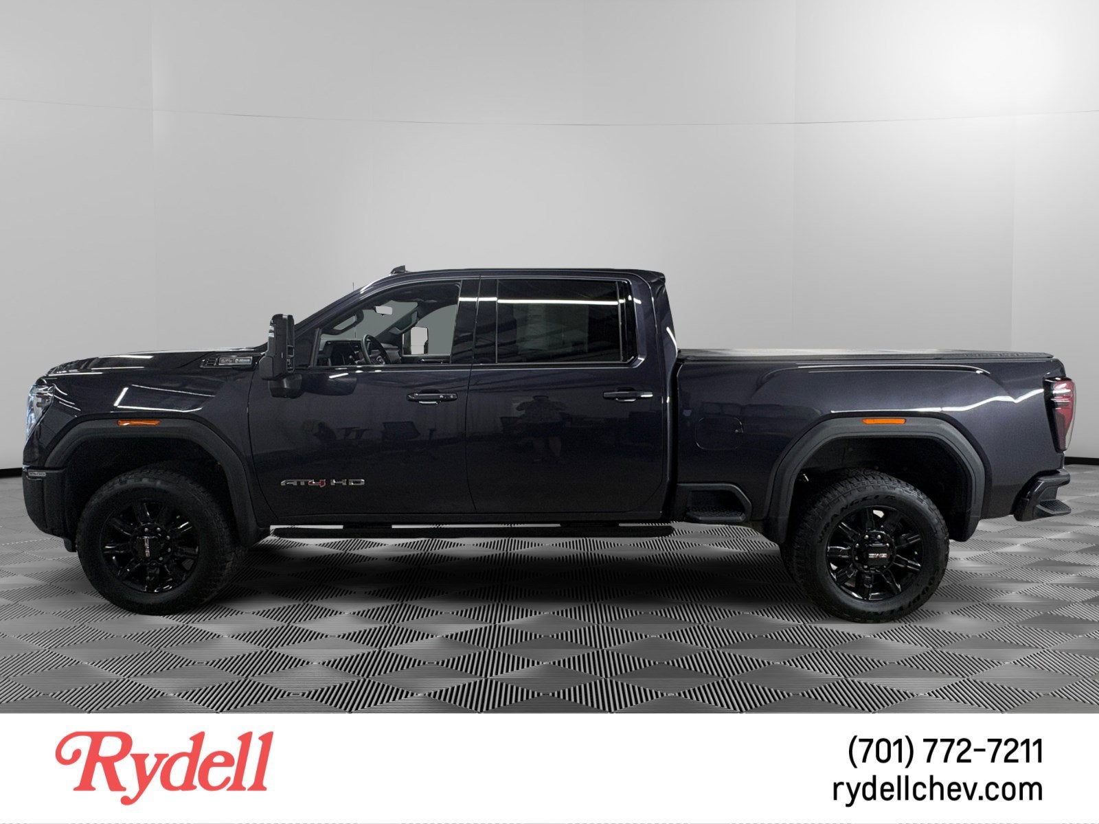 2025 GMC Sierra 3500 HD AT4