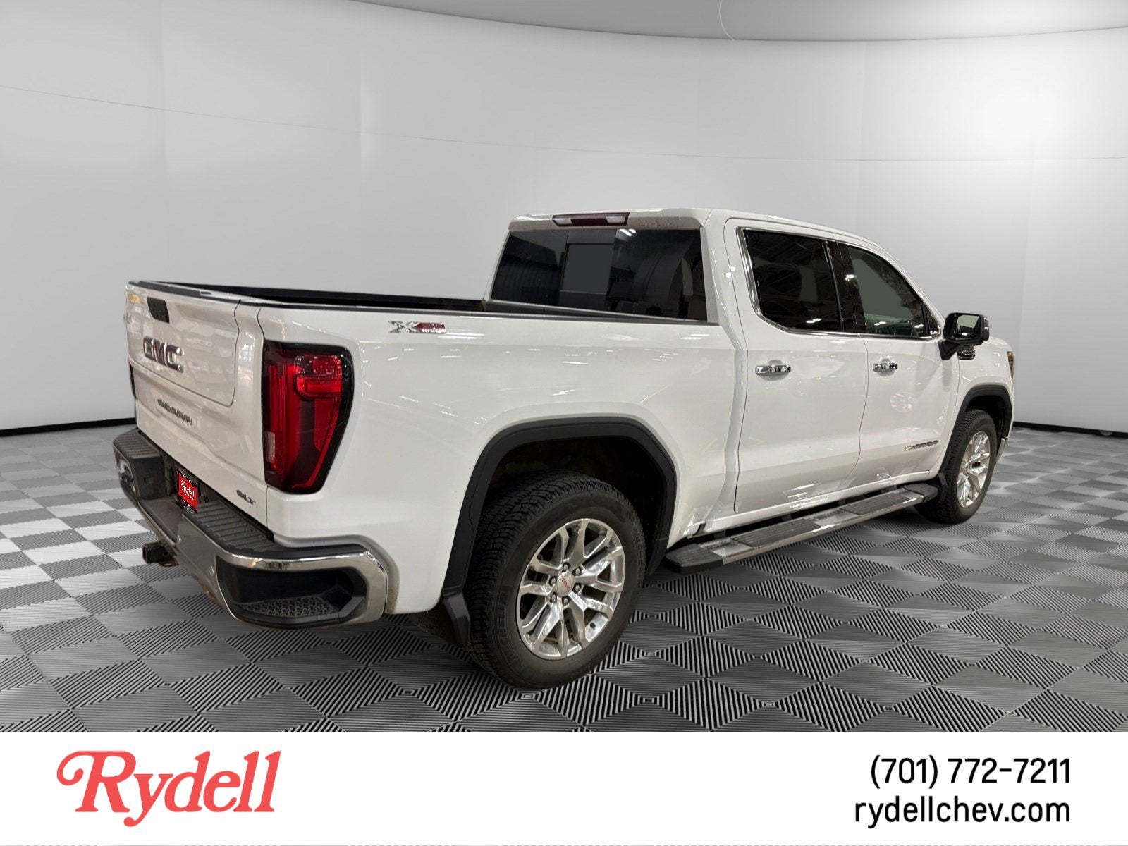 2021 GMC Sierra 1500 SLT