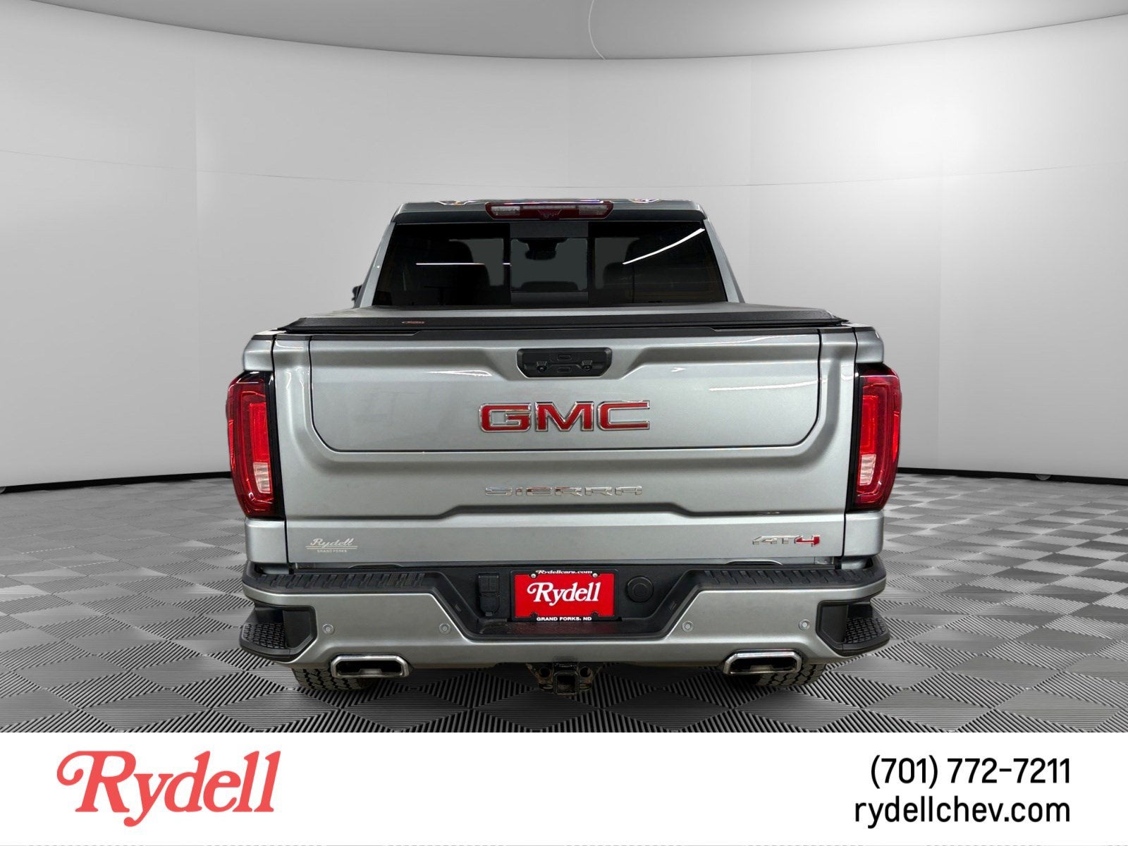 2024 GMC Sierra 1500 AT4