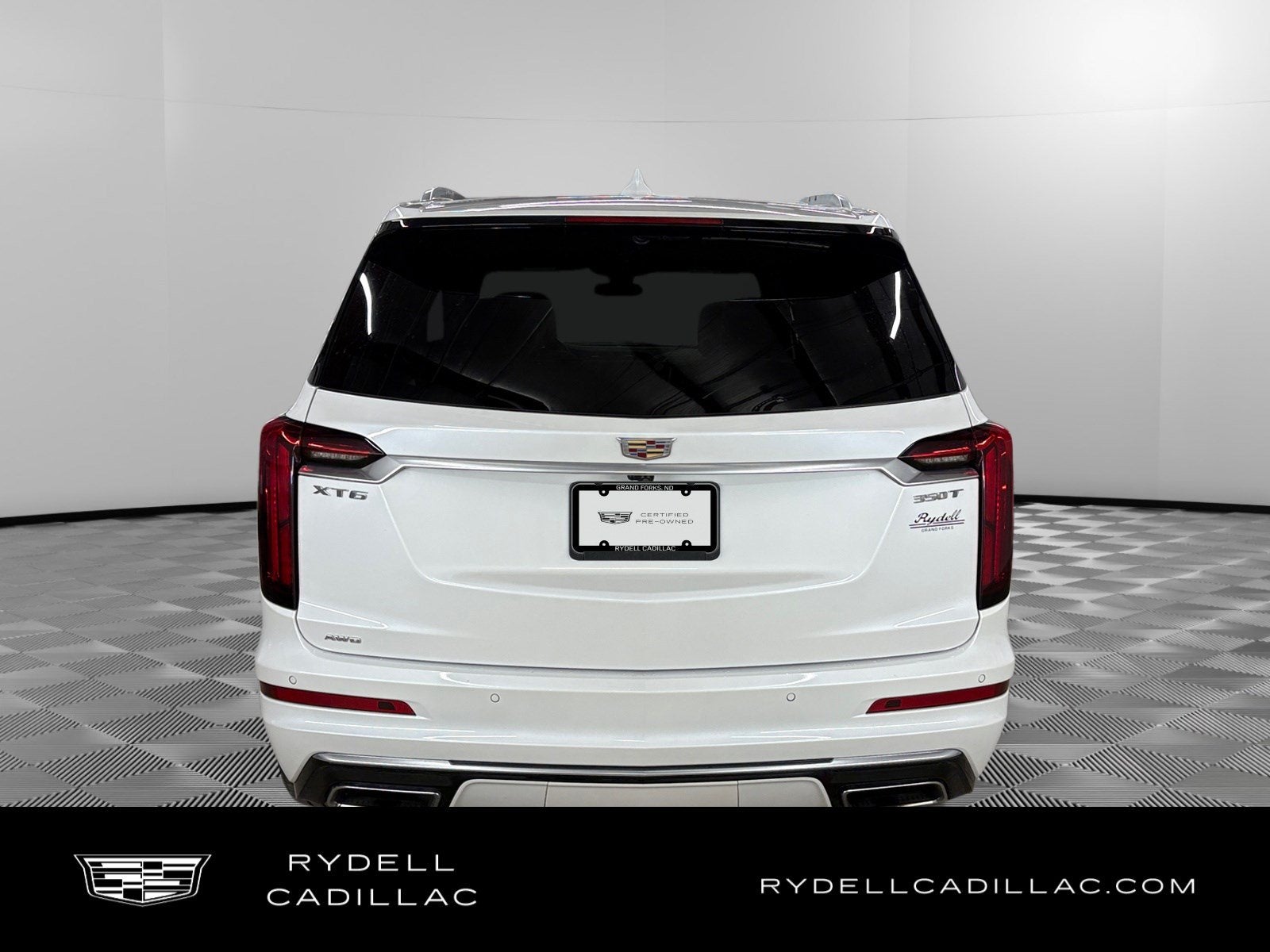 2025 Cadillac XT6 Luxury