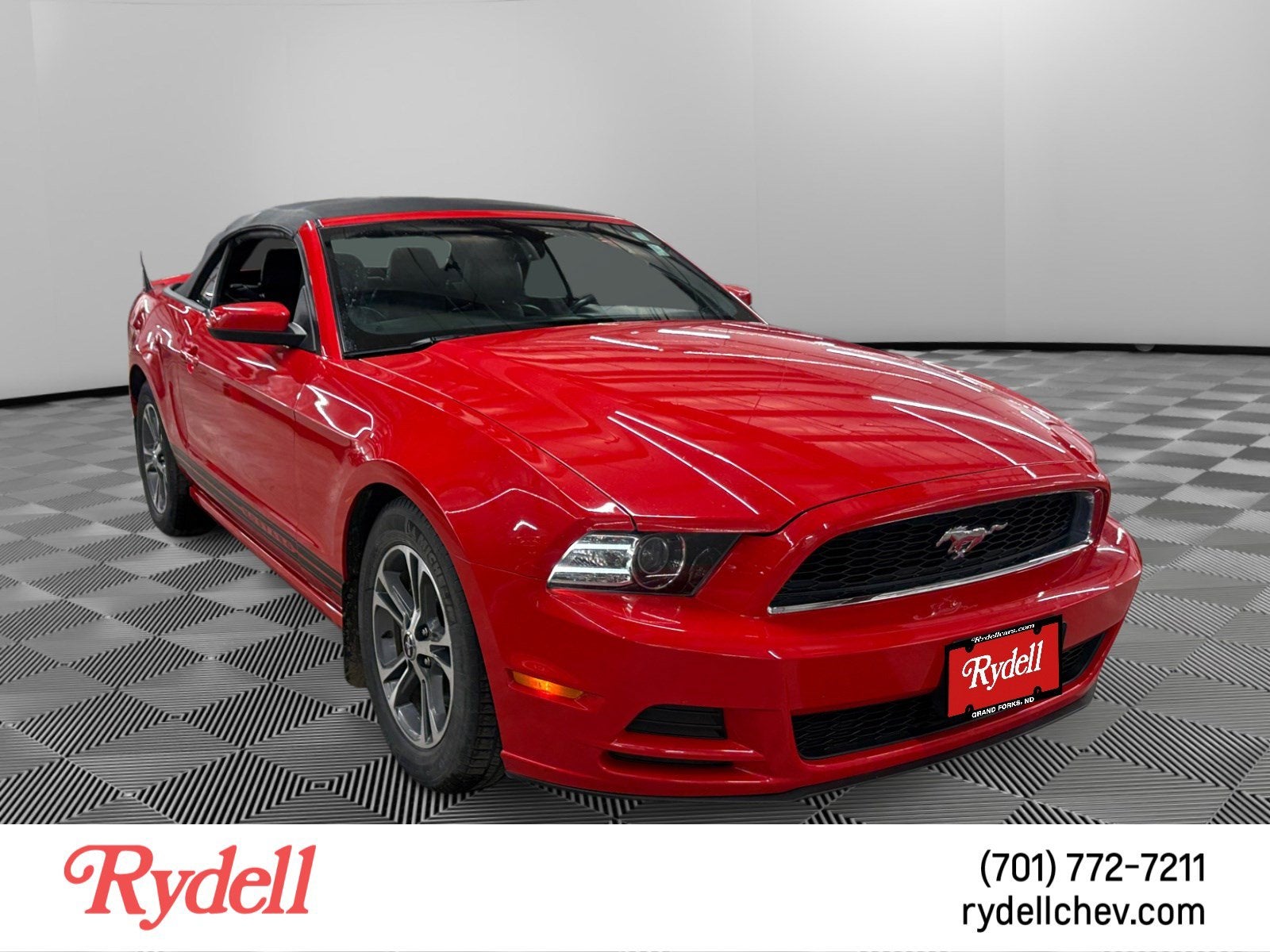 2014 Ford Mustang V6
