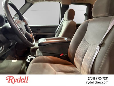 2004 Chevrolet Silverado 1500 LS