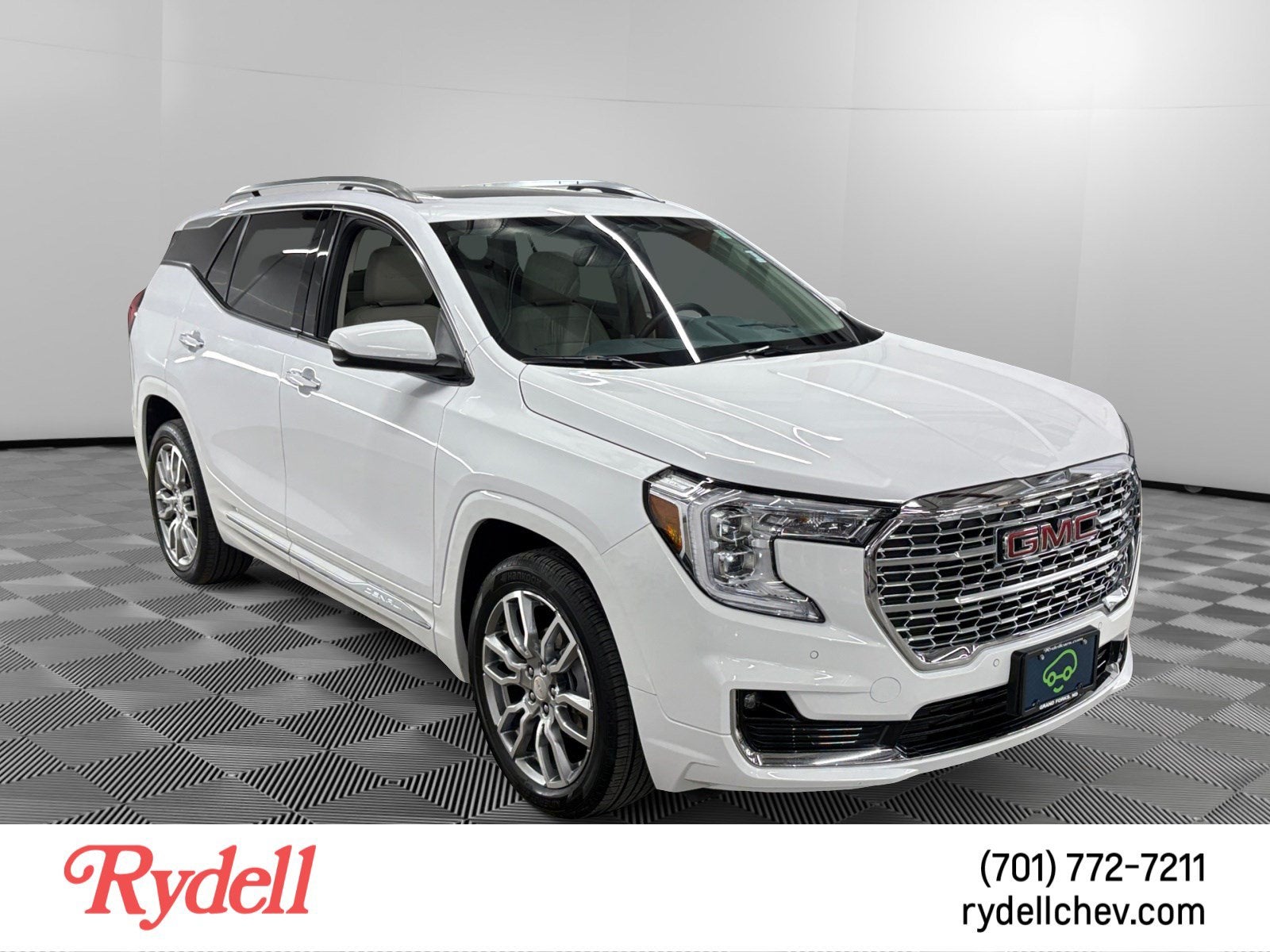 2023 GMC Terrain Denali