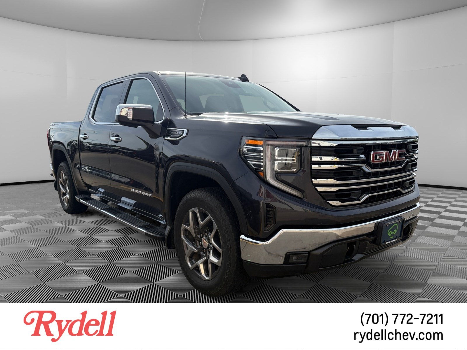 2024 GMC Sierra 1500 SLT