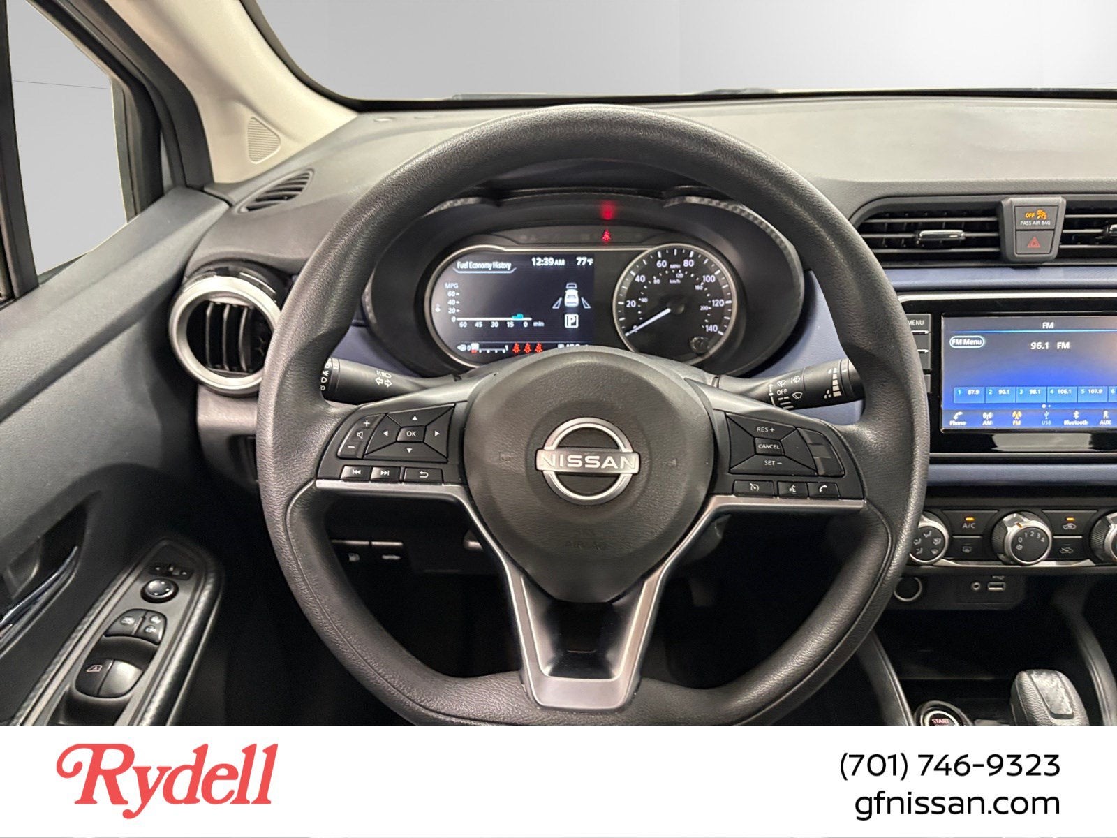 2024 Nissan Versa SV