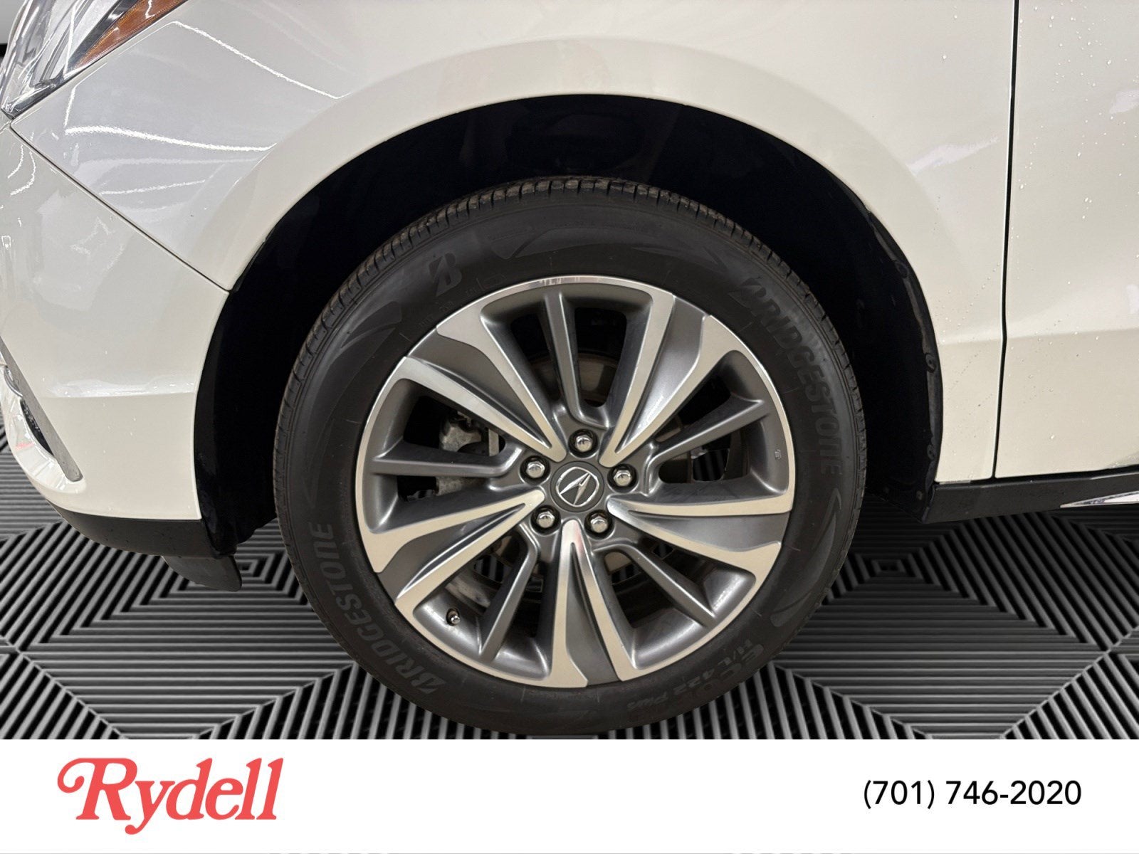 2017 Acura MDX w/Technology Package