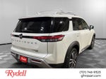 2024 Nissan Pathfinder Platinum 4WD