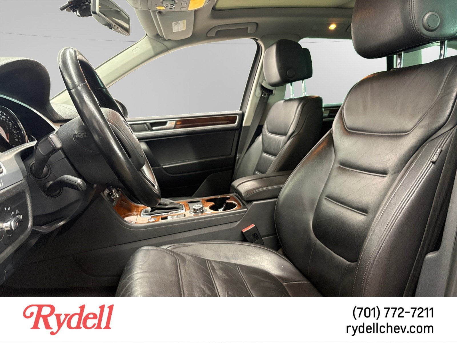 2014 Volkswagen Touareg Sport