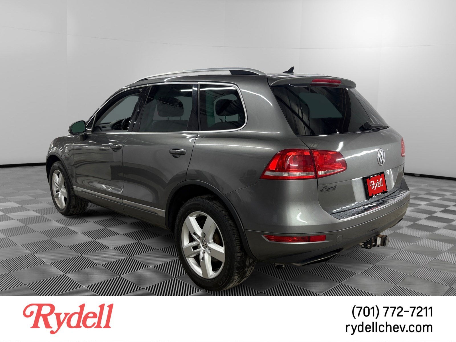 2014 Volkswagen Touareg Sport