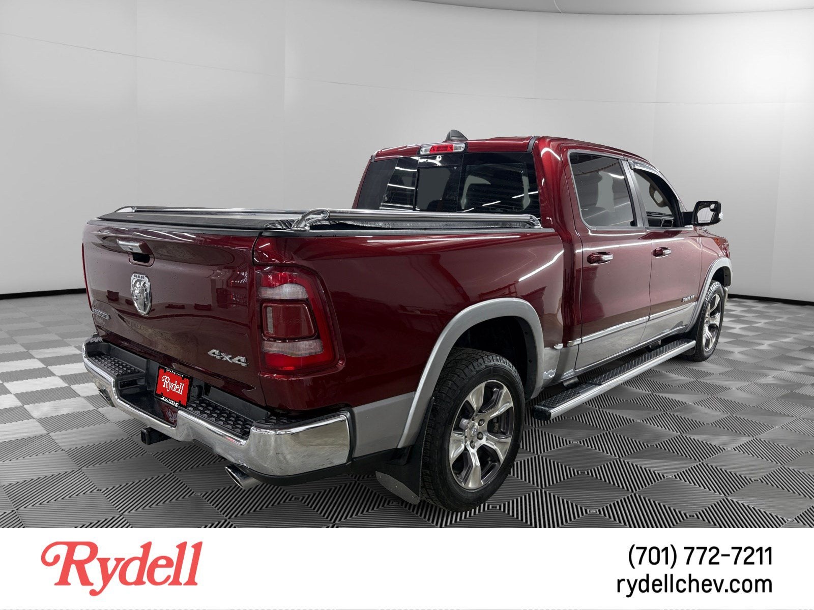 2021 RAM 1500 Laramie Crew Cab 4x4 5'7" Box