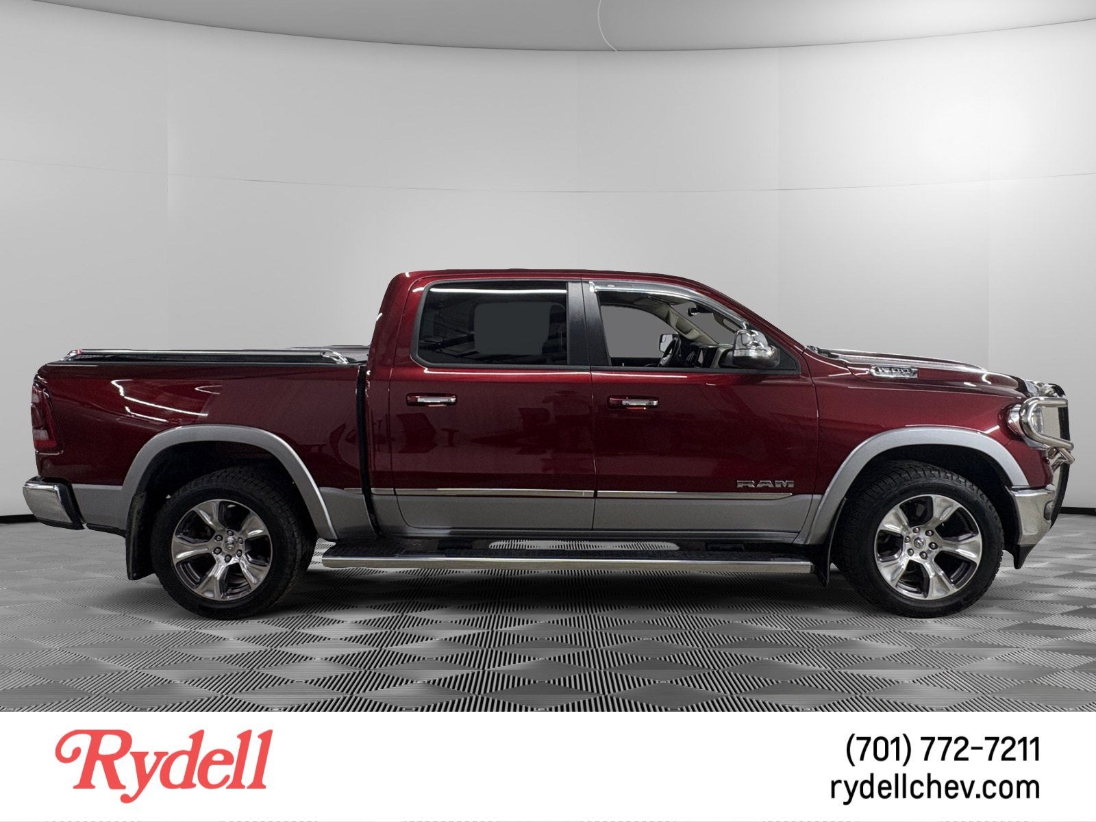 2021 RAM 1500 Laramie Crew Cab 4x4 5'7" Box