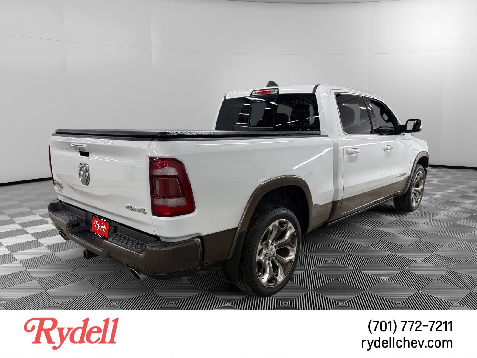 2020 RAM 1500 Laramie Longhorn Crew Cab 4x4 6'4" Box