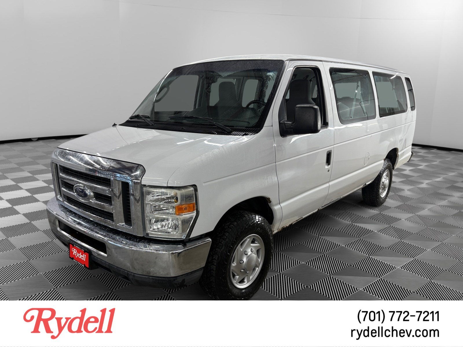 2010 Ford Econoline Wagon XL