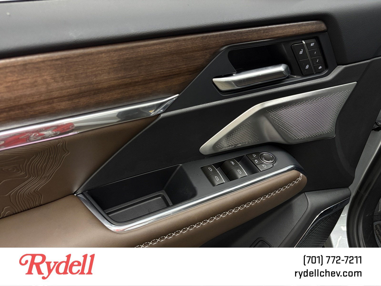 2027 GMC Acadia Denali Ultimate