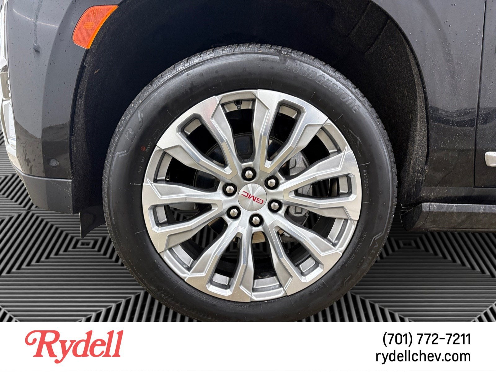 2024 GMC Yukon Denali