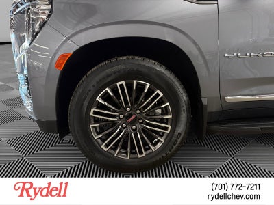 2022 GMC Yukon XL SLT