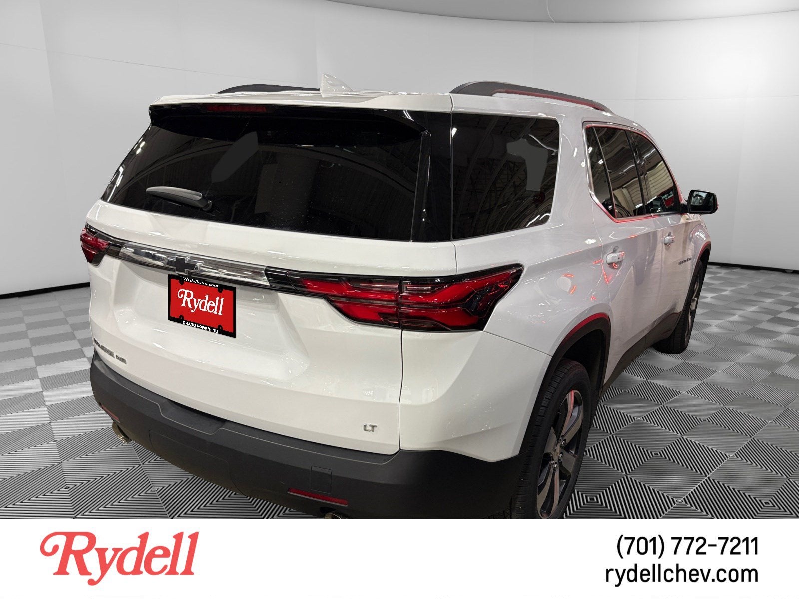 2023 Chevrolet Traverse LT Leather