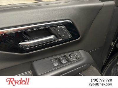 2025 Chevrolet Suburban LT