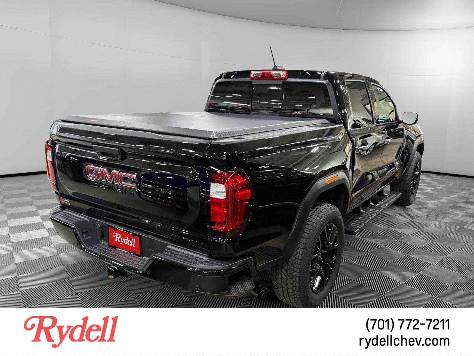 2025 GMC Canyon Denali