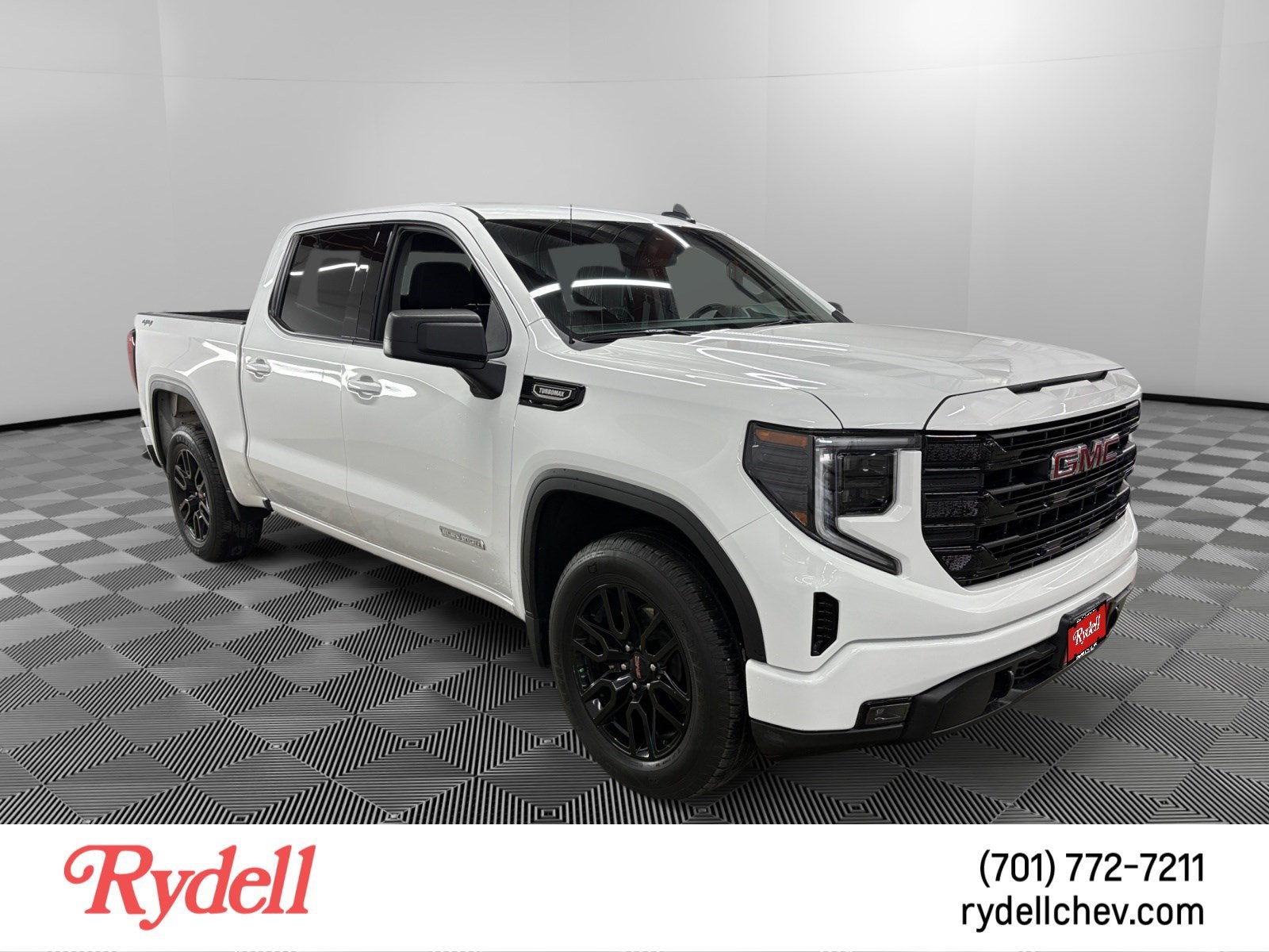 2025 GMC Sierra 1500 Elevation