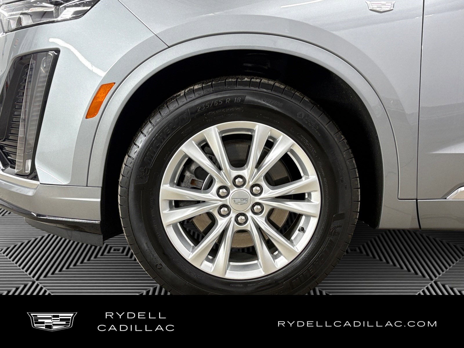 2024 Cadillac XT6 Luxury