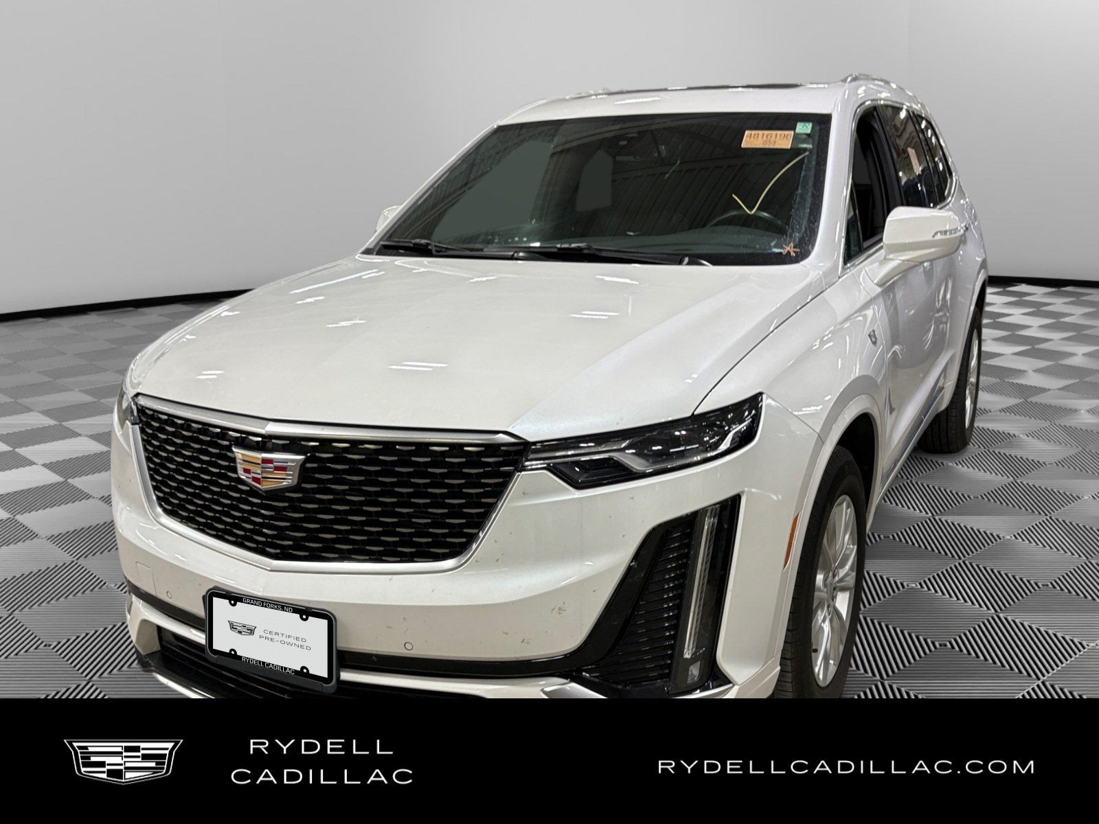2025 Cadillac XT6 Luxury