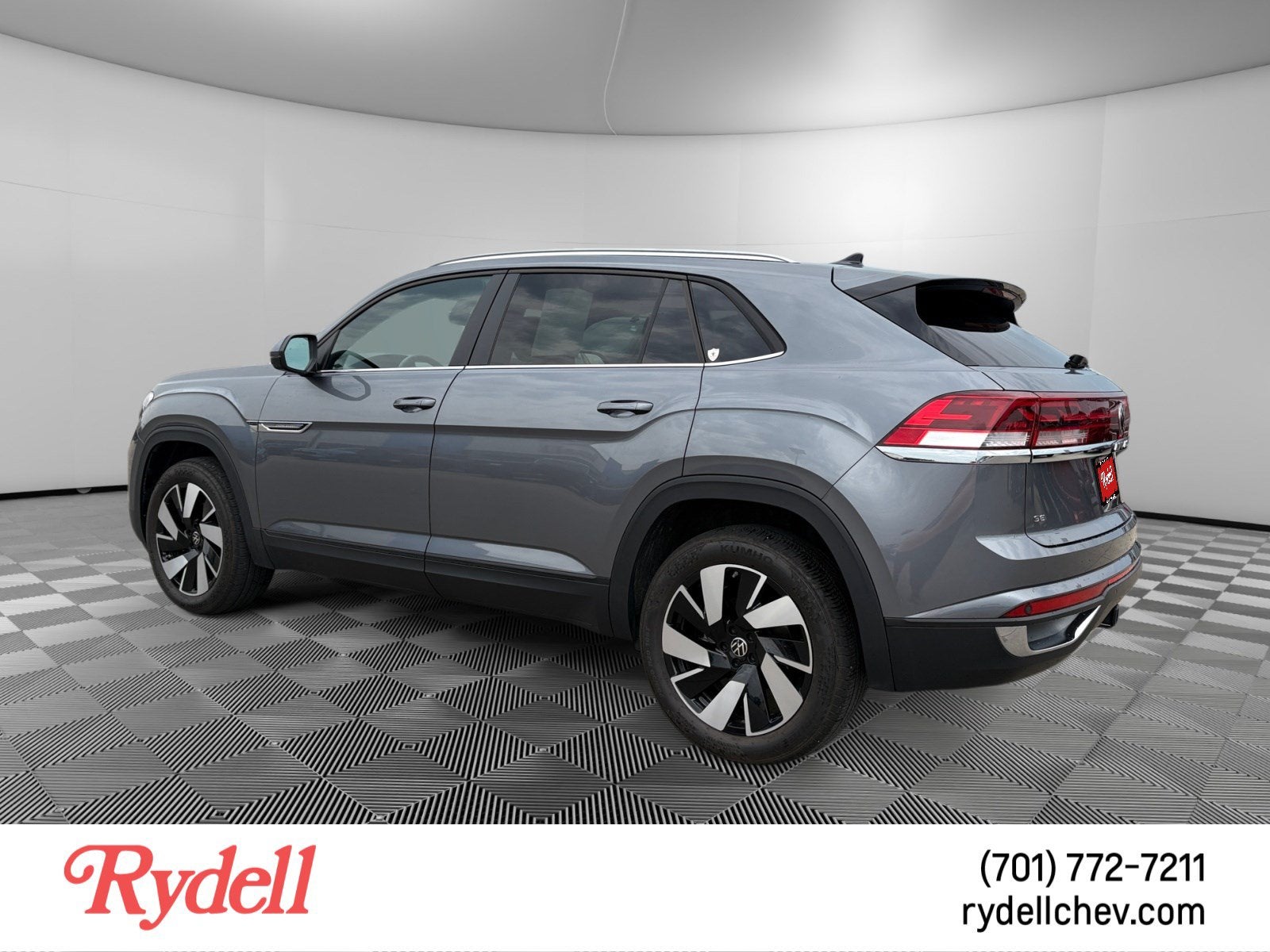 2024 Volkswagen Atlas Cross Sport 2.0T SE w/Technology