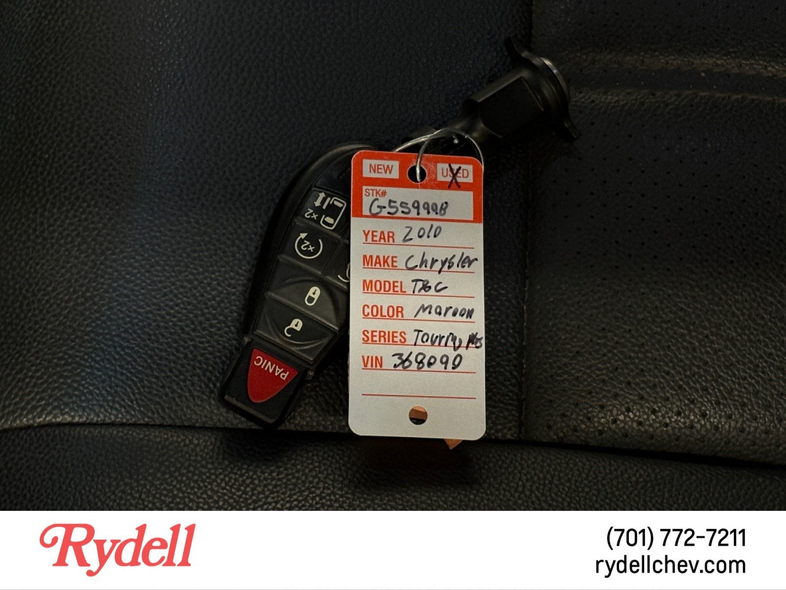 2010 Chrysler Town & Country Touring Plus