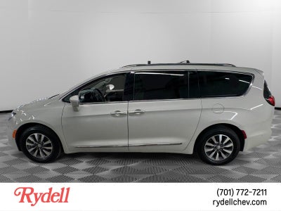 2020 Chrysler Pacifica Touring L Plus