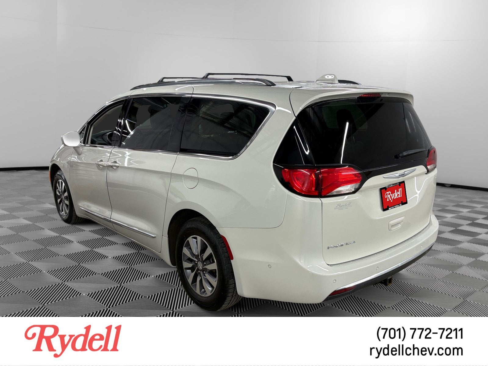 2020 Chrysler Pacifica Touring L Plus