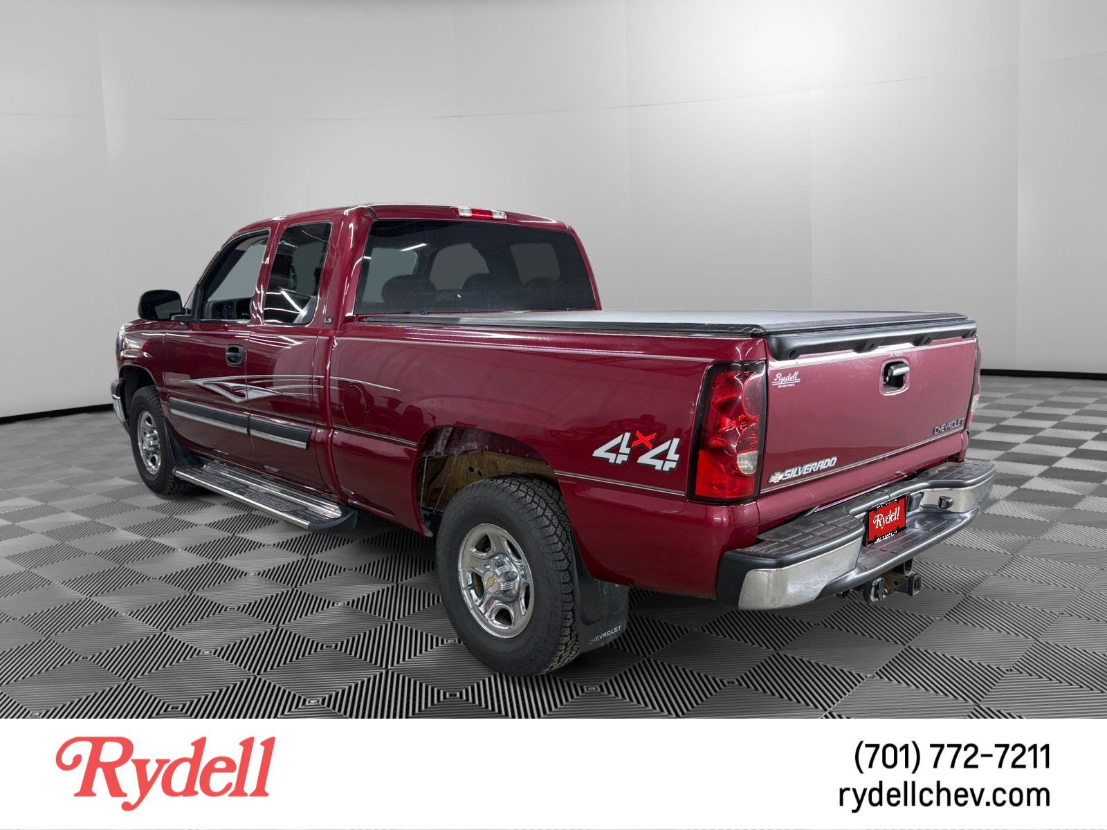 2004 Chevrolet Silverado 1500 LS
