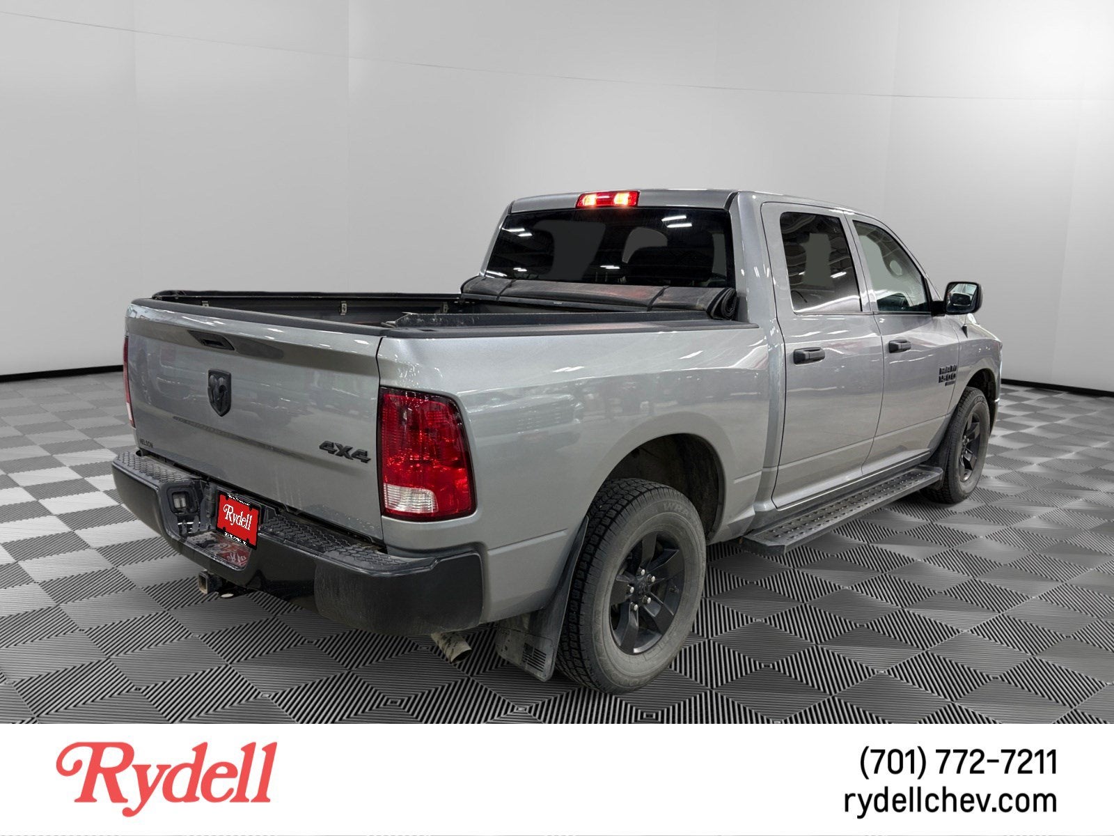 2023 RAM 1500 Classic Tradesman Crew Cab 4x4 5'7" Box