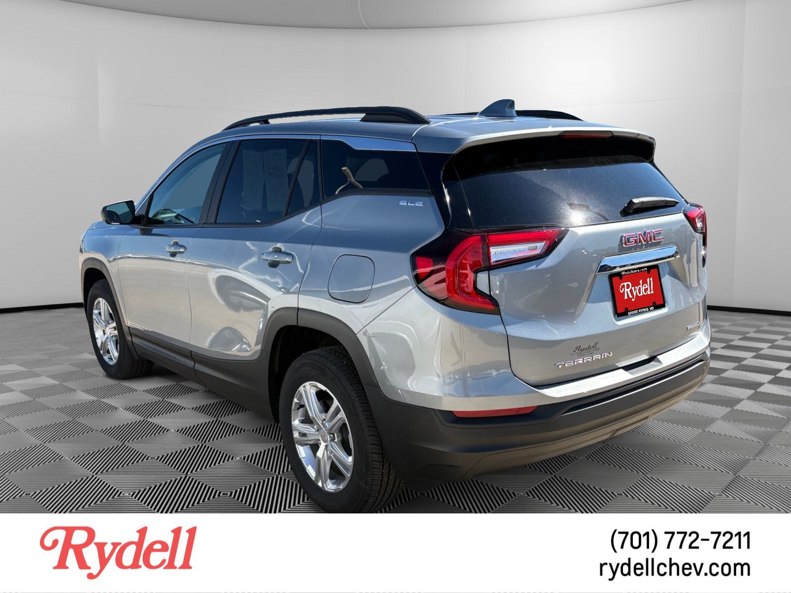 2024 GMC Terrain SLE