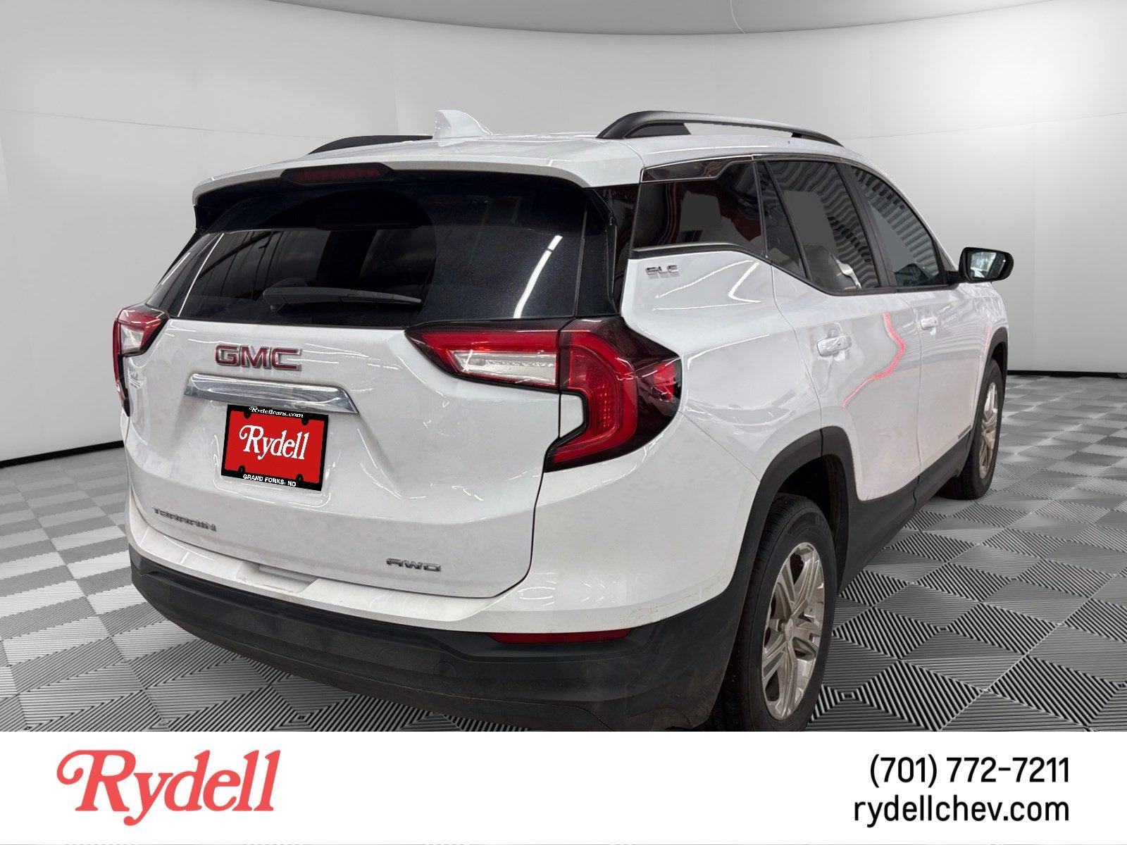2022 GMC Terrain SLE