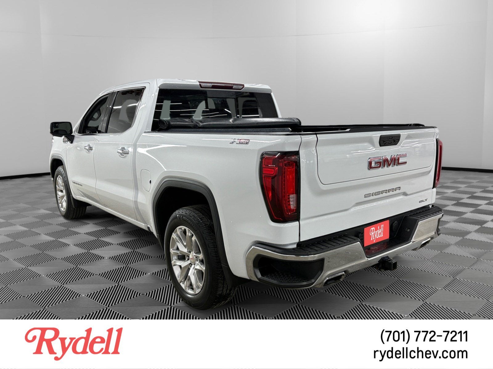 2021 GMC Sierra 1500 SLT
