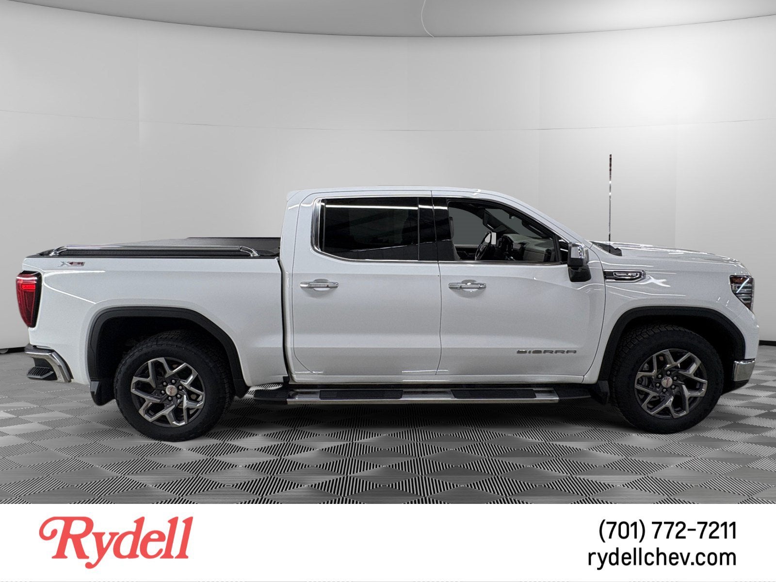 2022 GMC Sierra 1500 SLT