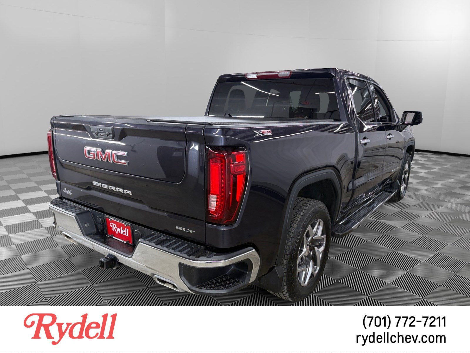 2024 GMC Sierra 1500 SLT