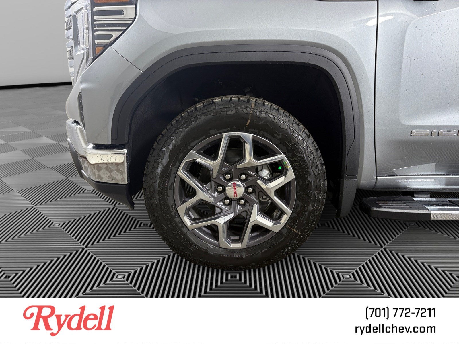 2026 GMC Sierra 1500 SLT