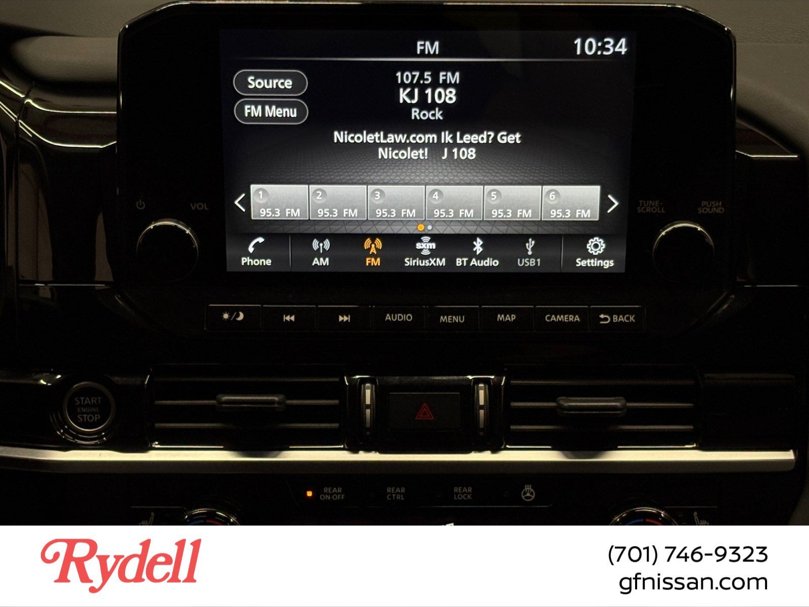 2024 Nissan Pathfinder SL 4WD
