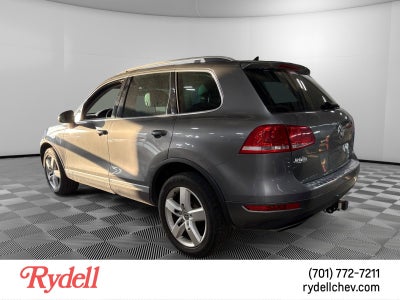 2014 Volkswagen Touareg Sport