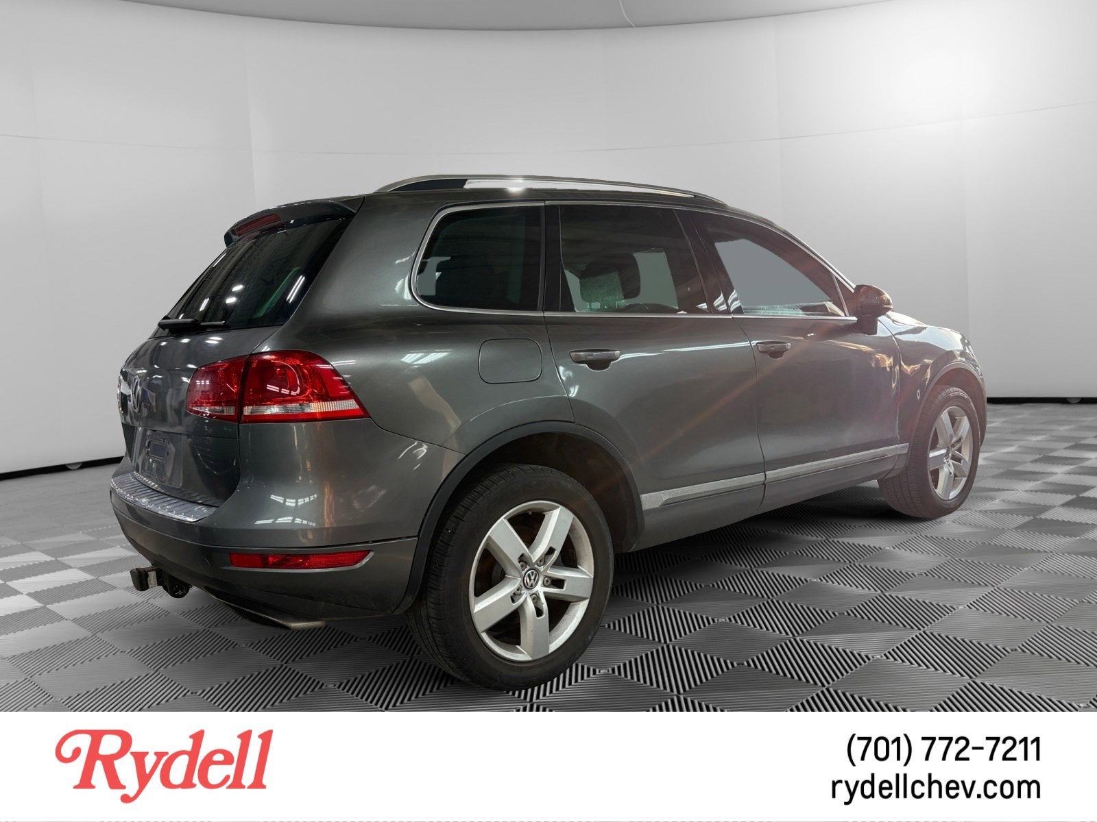 2014 Volkswagen Touareg Sport