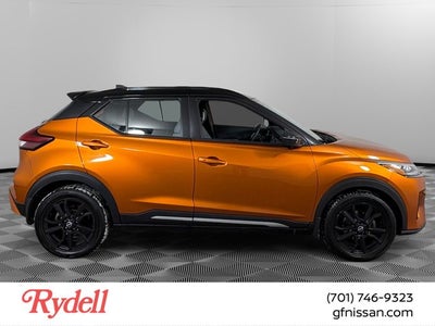 2023 Nissan Kicks SR