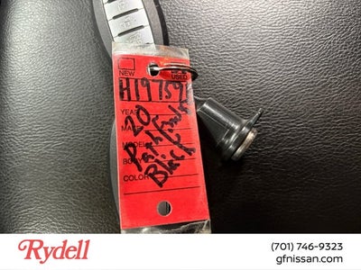 2020 Nissan Pathfinder SL