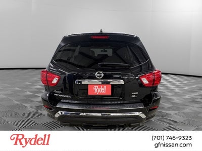 2020 Nissan Pathfinder SL